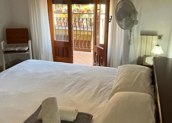 Con Private アパート ジャルディーニ・ナクソス